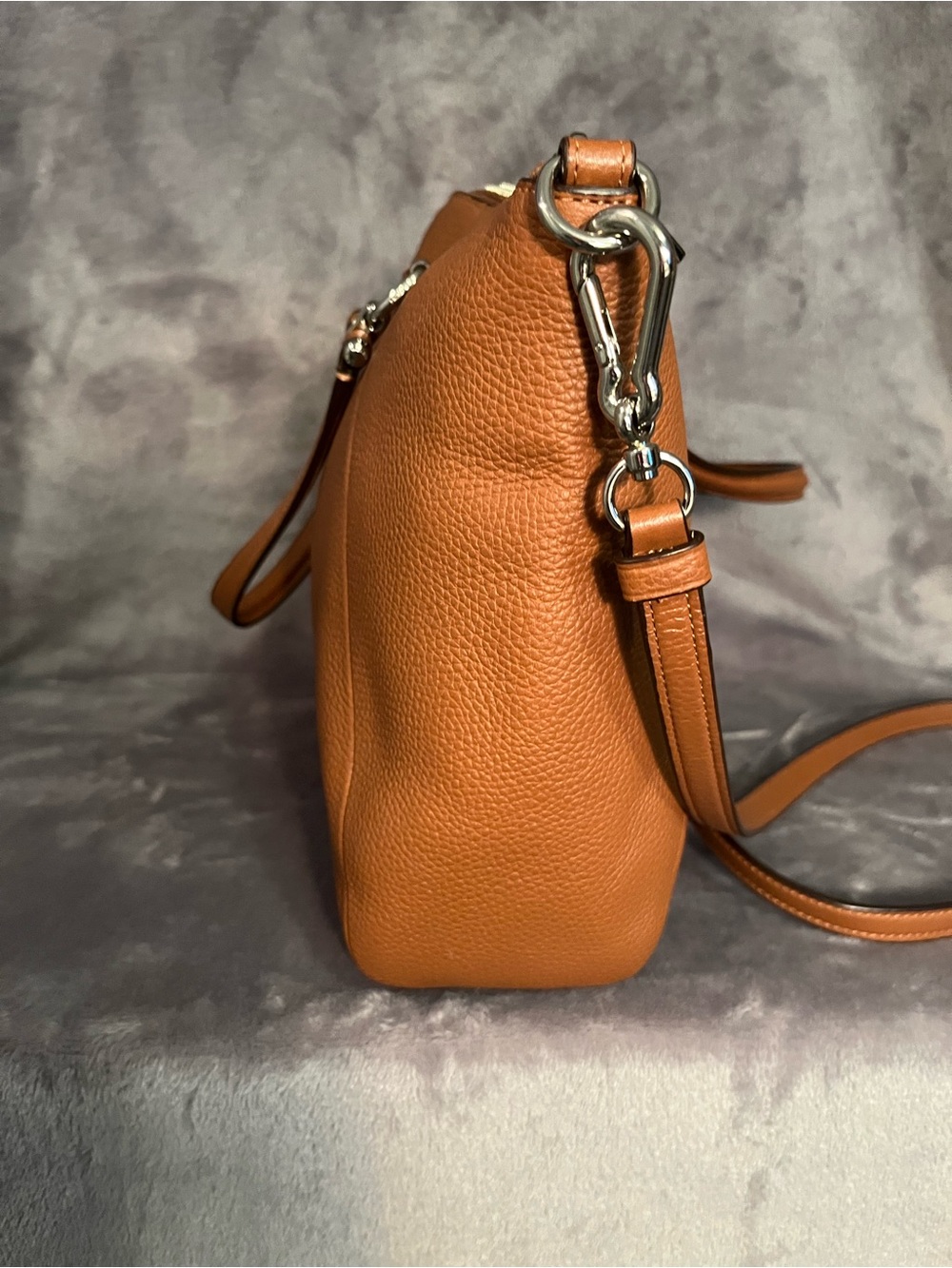 Coach Prairie Satchel - Saddle Tan / Camel
Correction - Silver Hardware - Picture 2 of 3